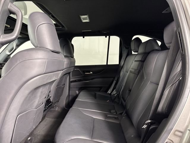 Used 2024 Lexus LX 600 4WD w/ Luxury Package image 25