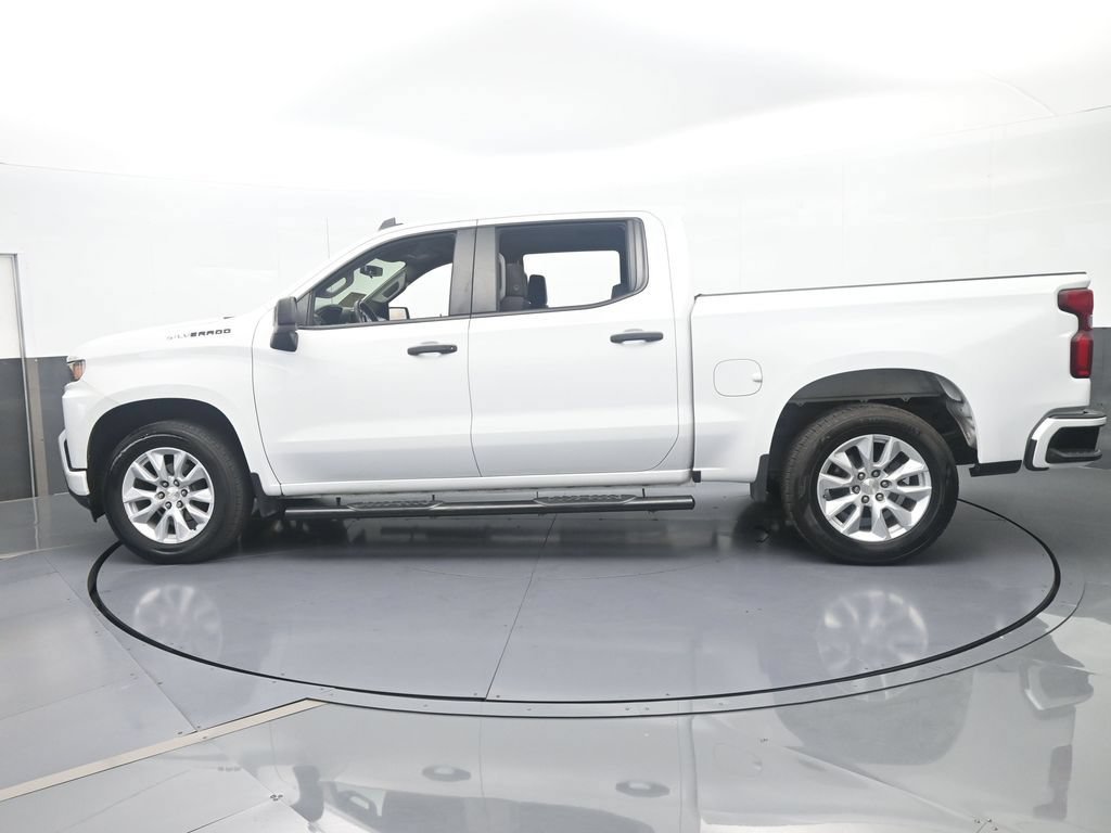 Used 2022 Chevrolet Silverado 1500 Custom RWD image 3