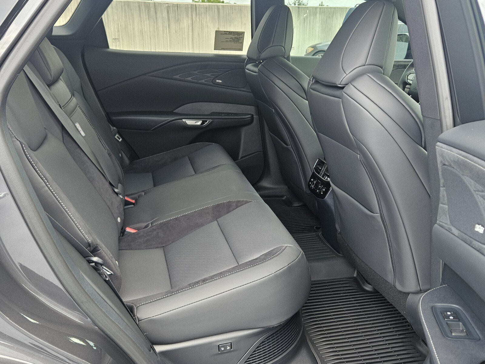 New 2026 Lexus RX 500h F Sport AWD/4WD image 18