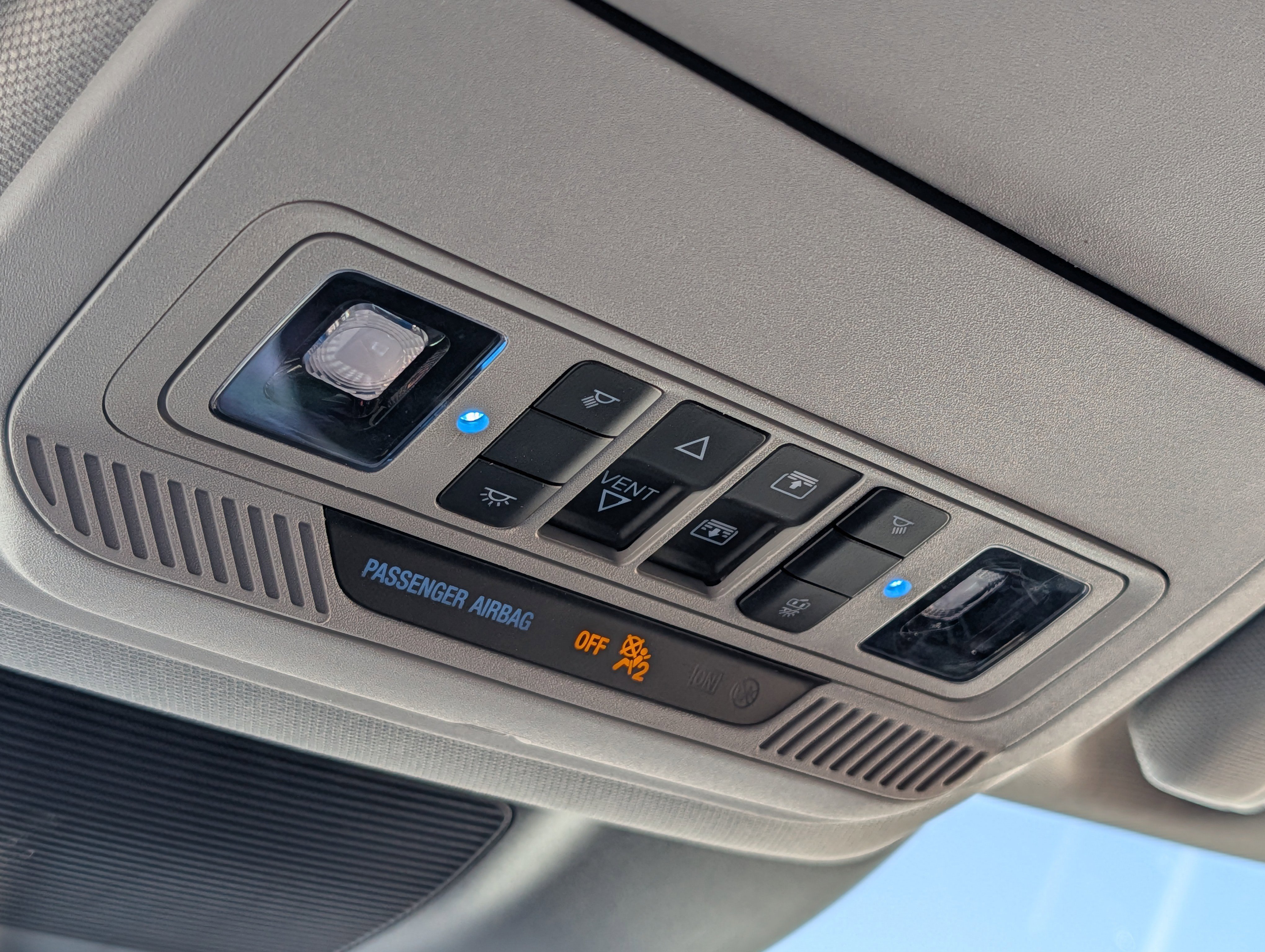 Used 2023 Ford Explorer XLT w/ Equipment Group 202A image 26