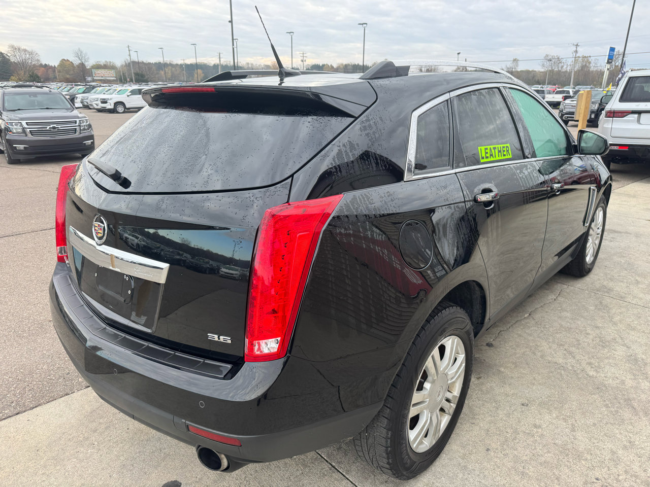 Used 2013 Cadillac SRX Luxury w/ Driver Awareness Package image 5