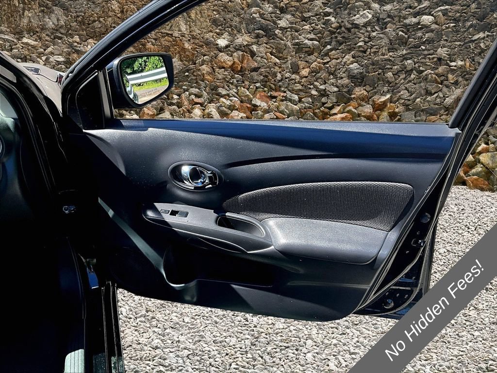 Used 2019 Nissan Versa SV FWD image 17