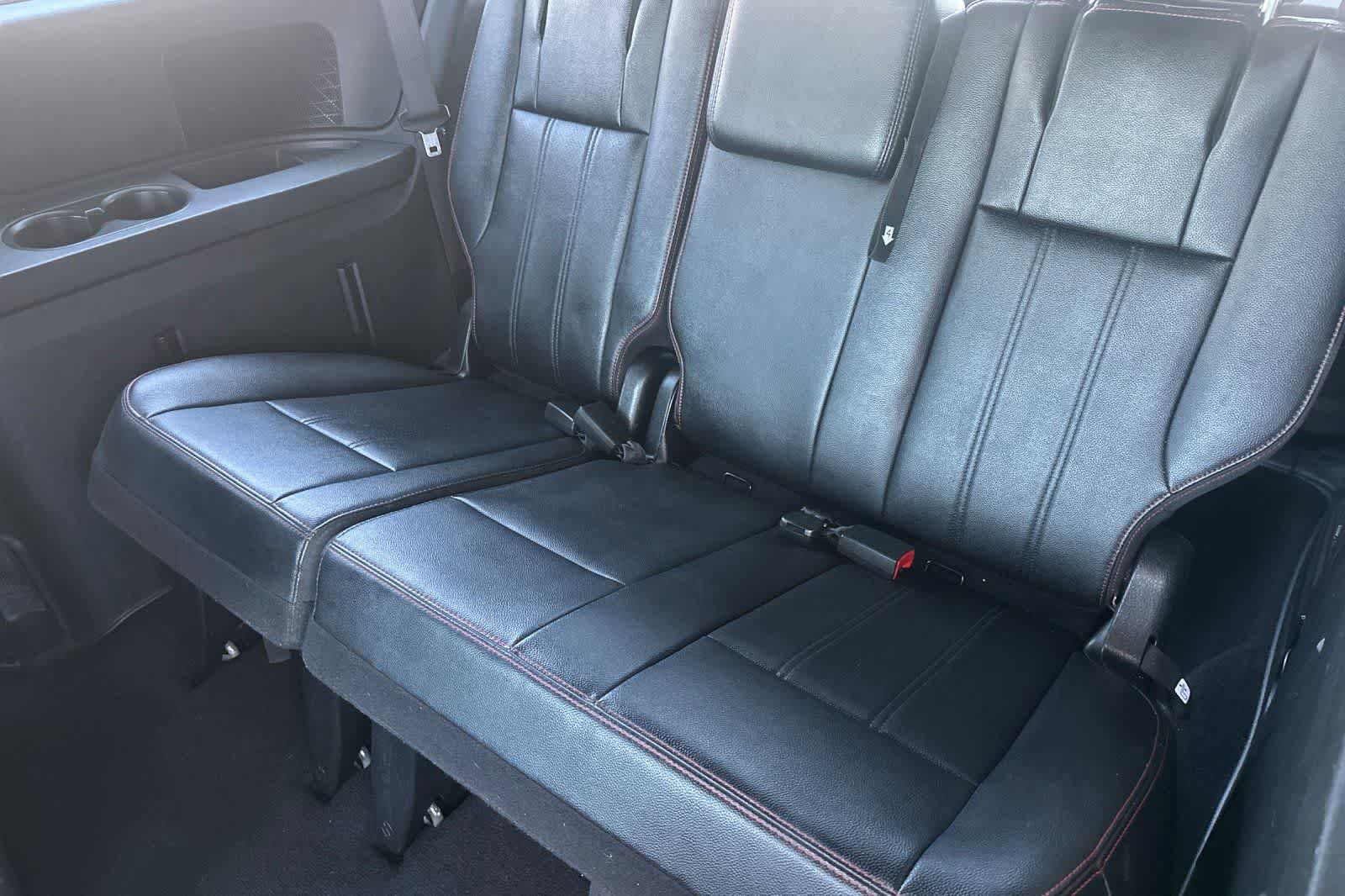 Used 2019 Dodge Grand Caravan GT FWD image 16