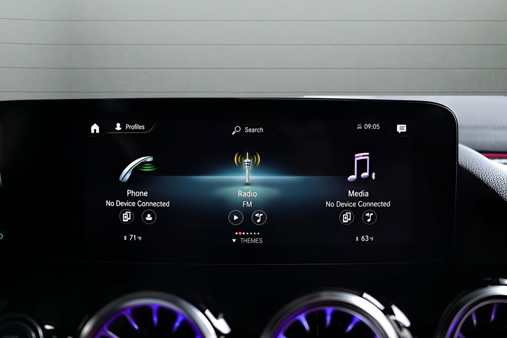 Used 2018 Mercedes-Benz GLA 45 AMG 4MATIC image 46