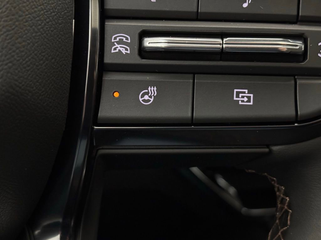 New 2026 GMC Canyon AT4 w/ Technology Plus Package image 20