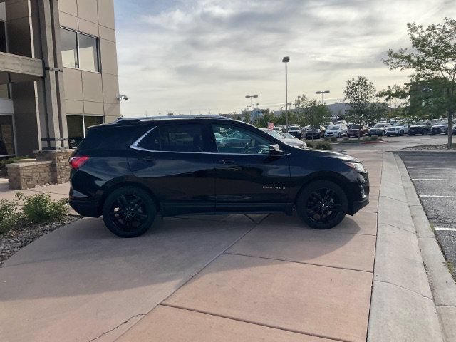 Used 2020 Chevrolet Equinox LT w/ Midnight Edition FWD image 3
