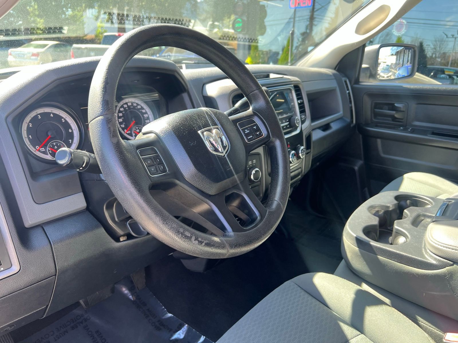Used 2015 RAM 1500 ST w/ SXT Appearance Group AWD/4WD image 17