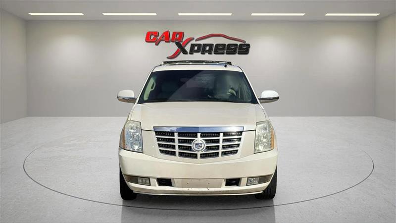 Used 2009 Cadillac Escalade AWD image 4