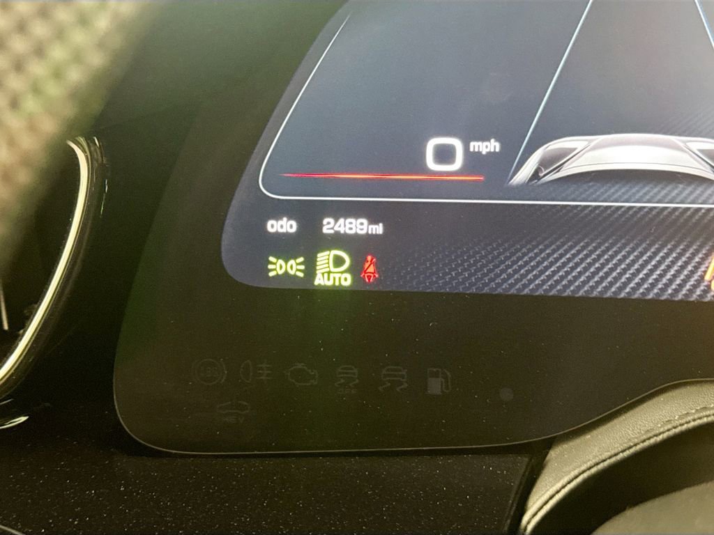 Used 2024 Ferrari Purosangue AWD/4WD image 12