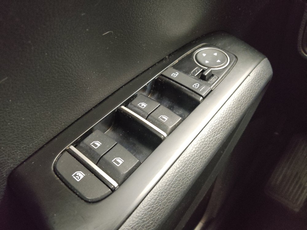Used 2020 Kia Soul EX w/ Option Group 015 FWD image 27