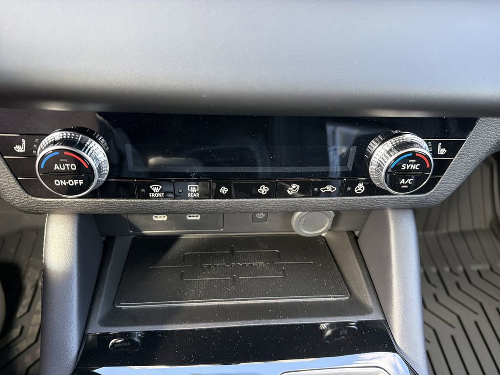 New 2026 Mitsubishi Outlander LE FWD image 22