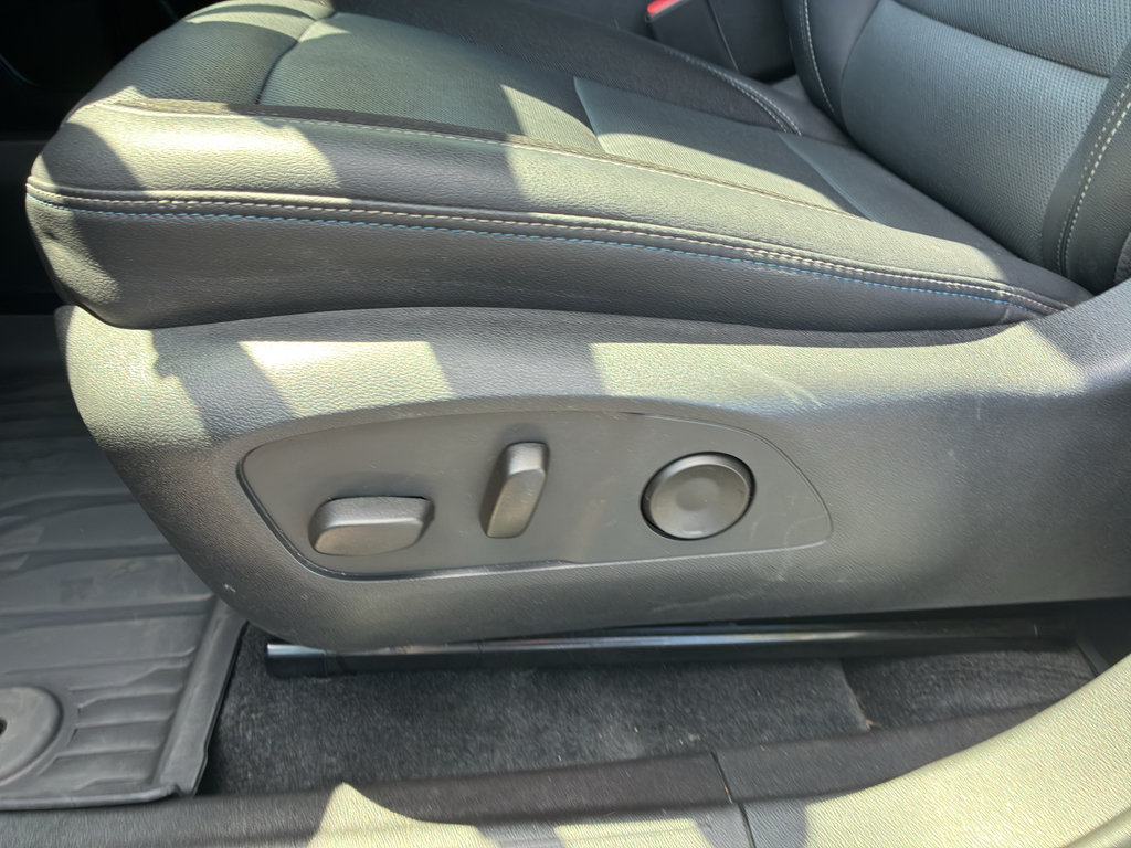 Used 2024 Chevrolet Equinox EV LT AWD/4WD image 23