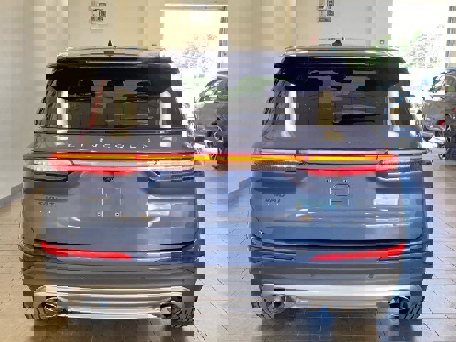 Used 2022 Lincoln Corsair AWD w/ Premium Package image 6