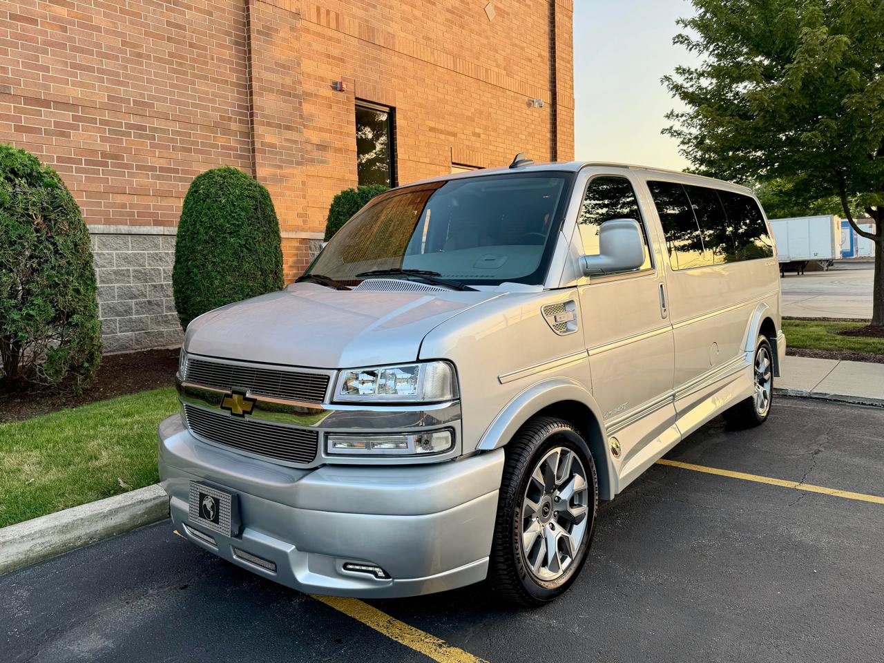 Used 2024 Chevrolet Express 2500 RWD image 13