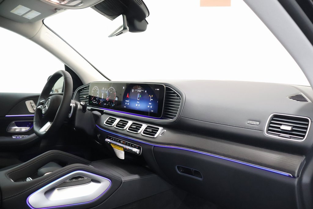 New 2026 Mercedes-Benz GLS 450 4MATIC image 23