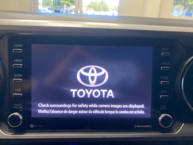 Used 2020 Toyota Tacoma SR5 RWD image 27