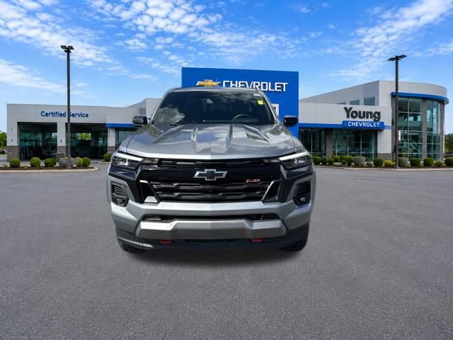 Used 2023 Chevrolet Colorado Z71 w/ Z71 Convenience Package 2 AWD/4WD image 2