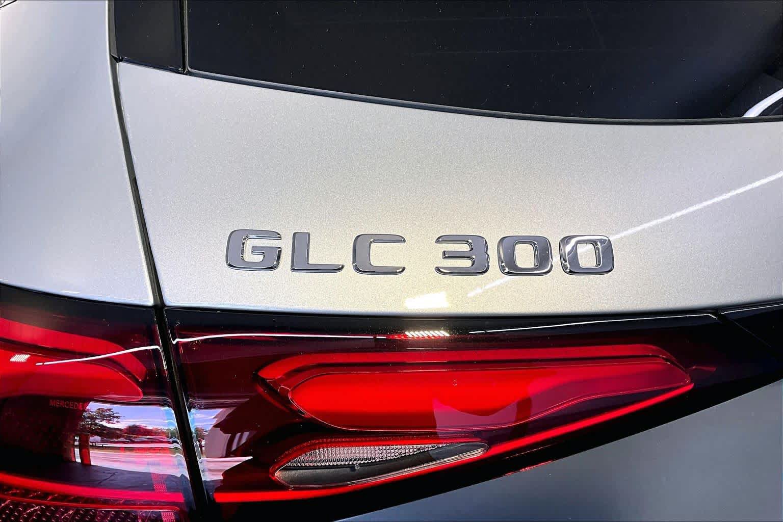 New 2027 Mercedes-Benz GLC 300 4MATIC image 6