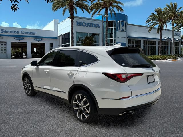 Certified 2023 Acura MDX FWD w/ Technology Package image 5