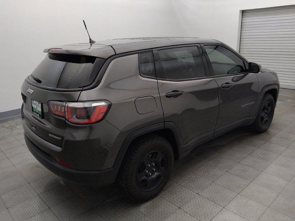 Used 2018 Jeep Compass Sport FWD image 9