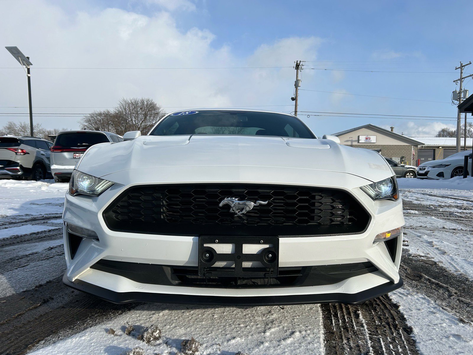 Used 2018 Ford Mustang Coupe image 4