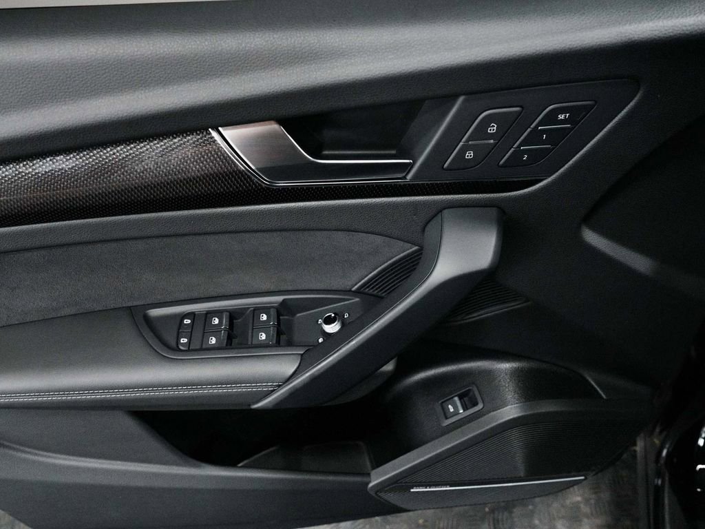 Used 2023 Audi SQ5 Premium Plus w/ Premium Plus Package image 12