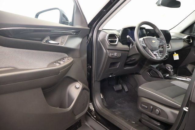 New 2026 Chevrolet TrailBlazer LT w/ Convenience Package image 8