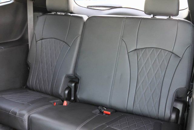 Used 2022 Buick Enclave Avenir w/ Avenir Technology Package image 17