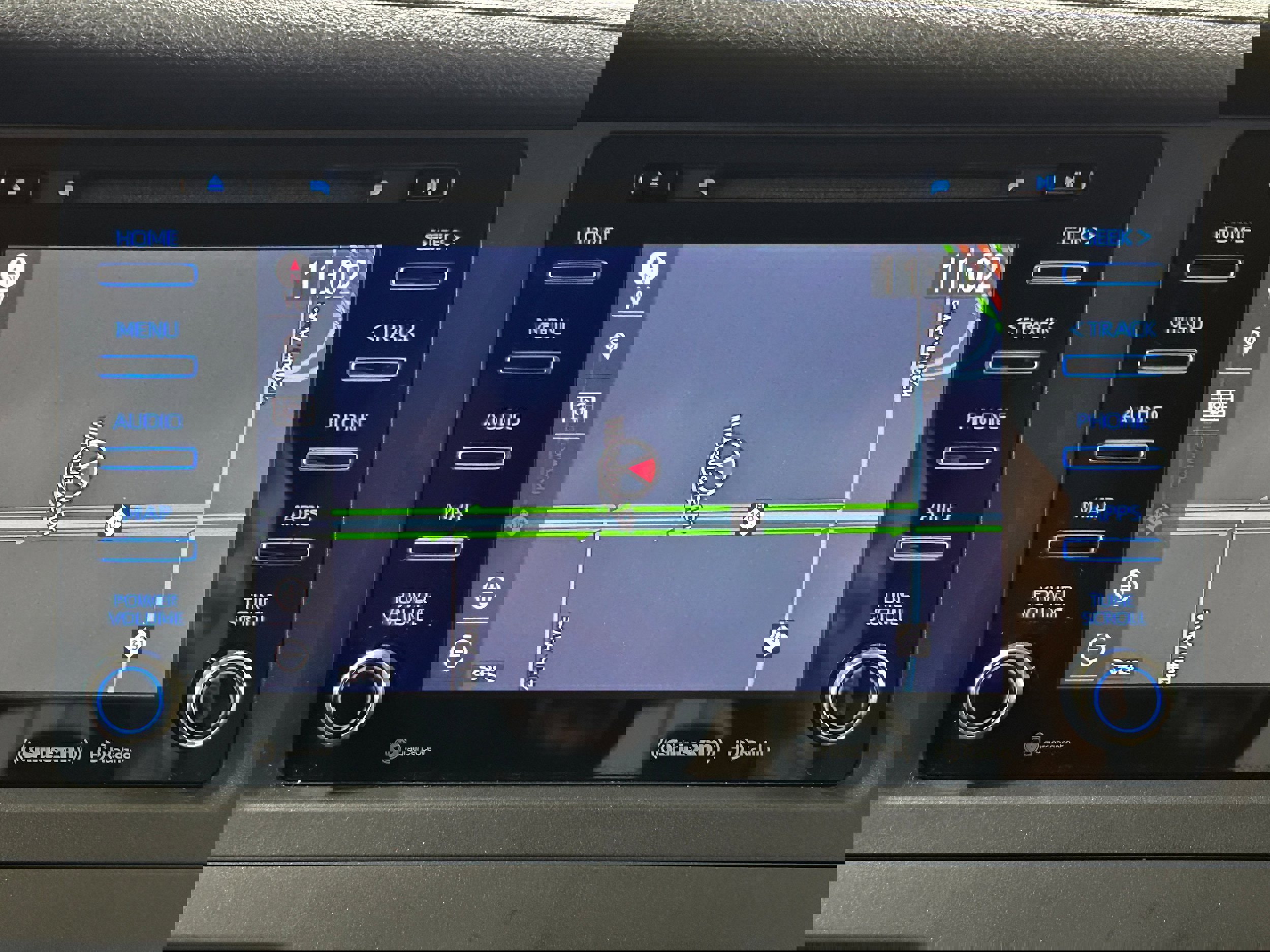 Used 2020 Toyota Sienna XLE w/ XLE Navigation Package image 8