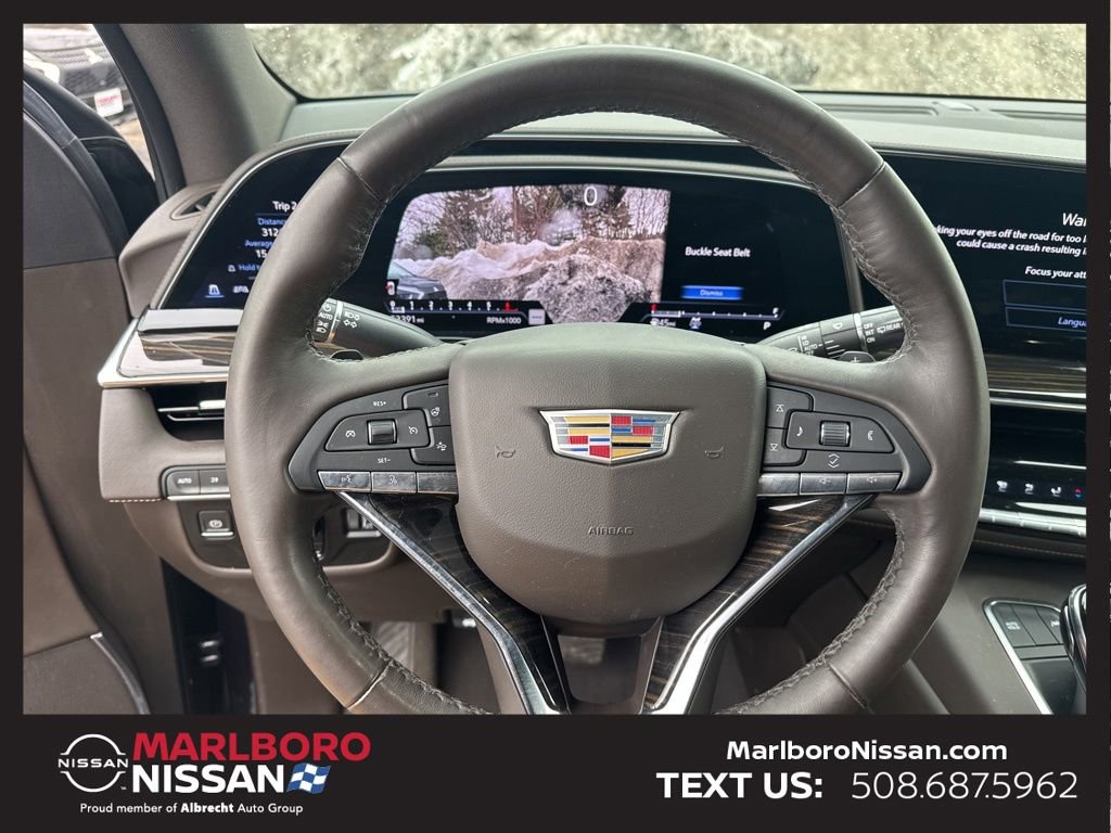 Used 2022 Cadillac Escalade Premium Luxury w/ Performance Package image 32