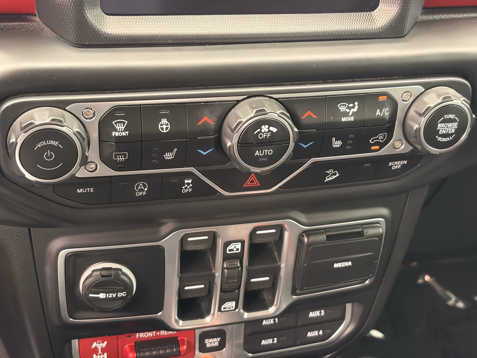 Used 2020 Jeep Wrangler Unlimited Rubicon AWD/4WD image 24