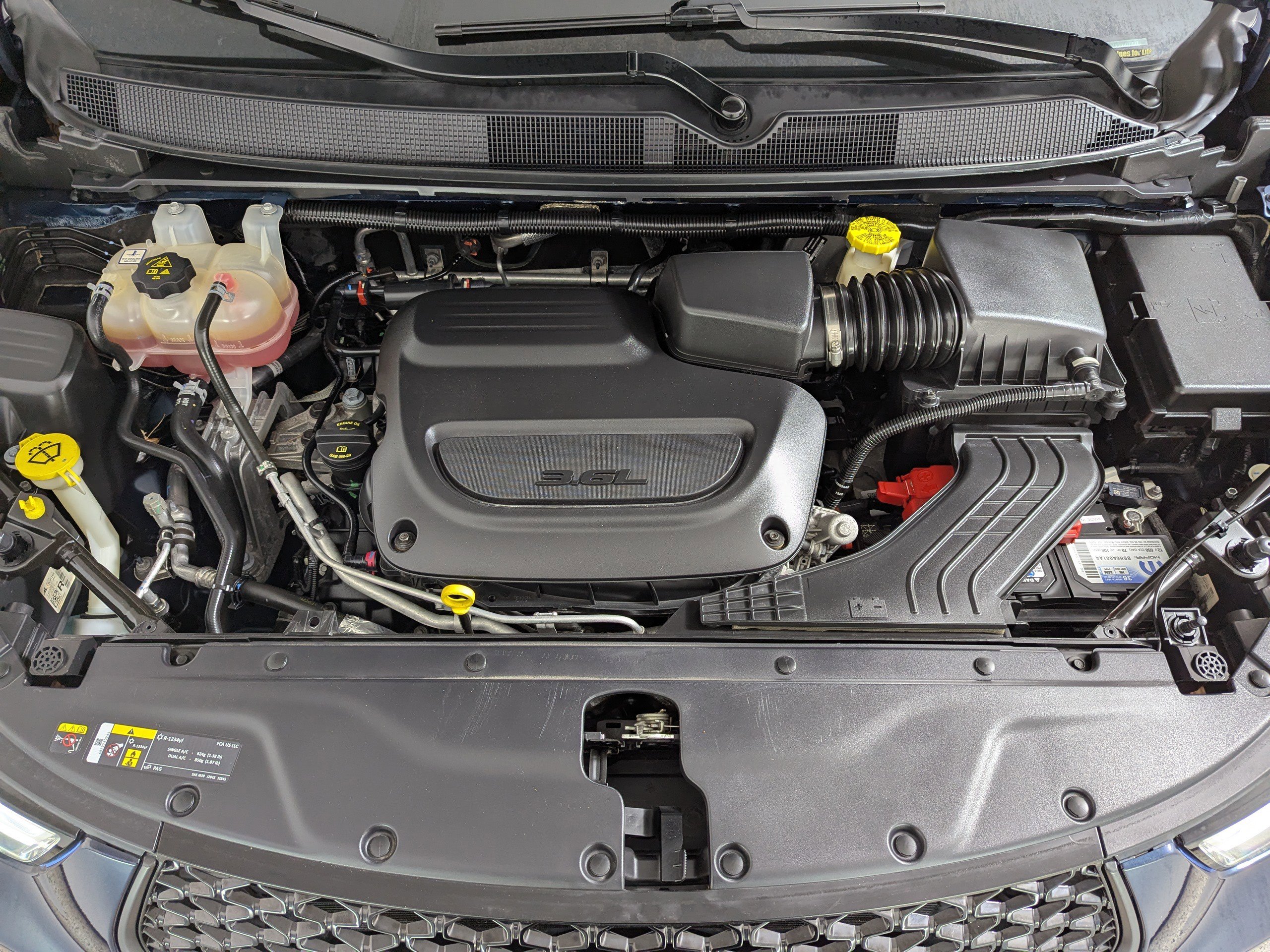 Used 2022 Chrysler Pacifica Touring-L w/ Uconnect Theater Family Group image 30