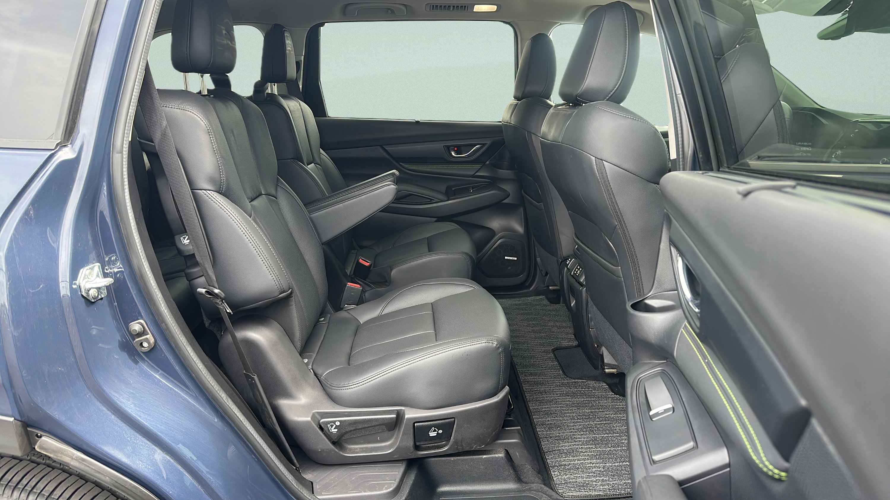 Certified 2025 Subaru Ascent Bronze Edition image 29