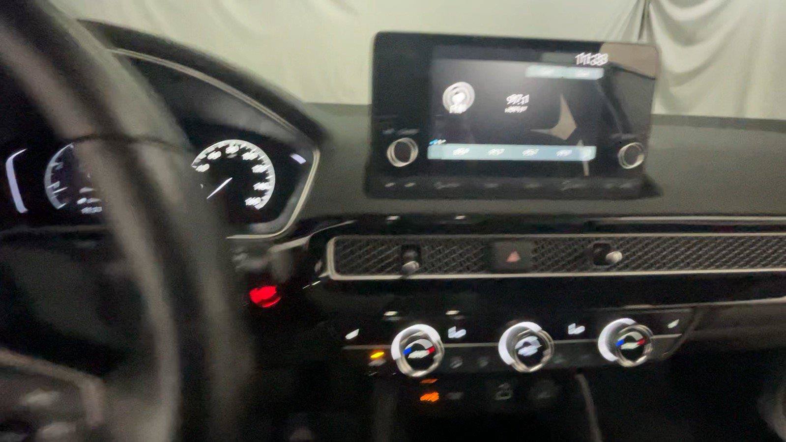 Certified 2024 Honda Civic EX-L image 34