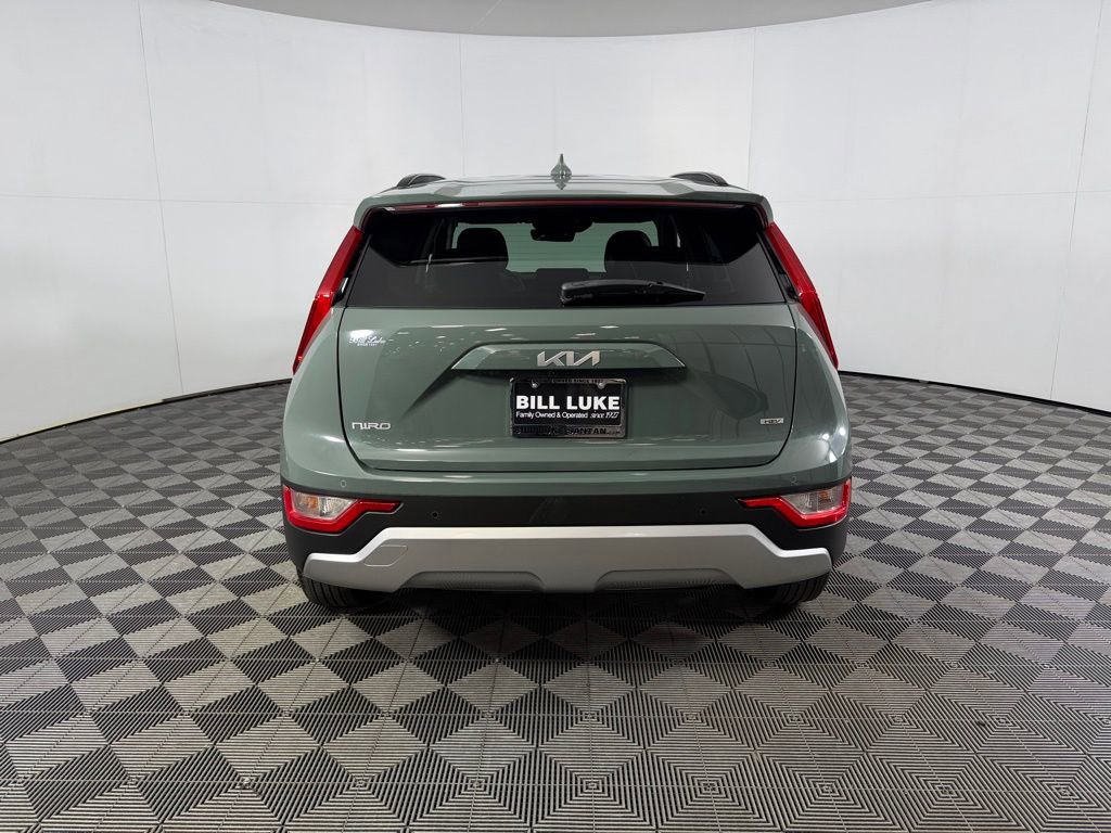 Used 2023 Kia Niro EX image 7