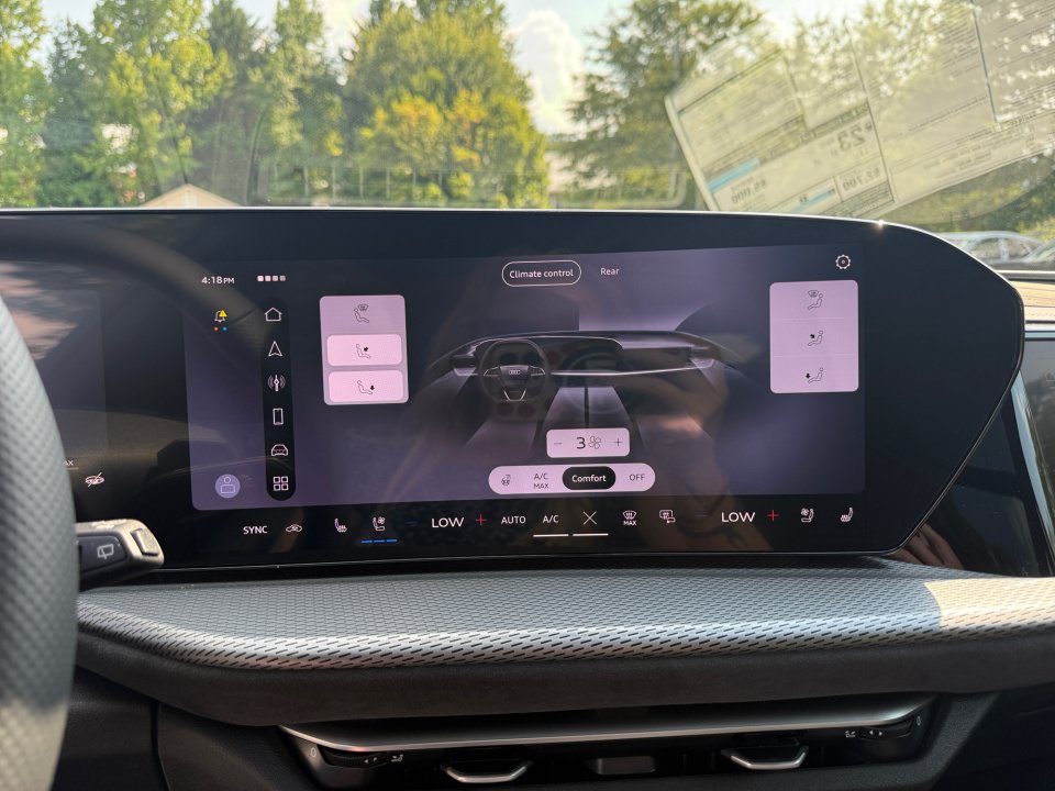 New 2026 Audi SQ5 Premium Plus AWD/4WD image 18