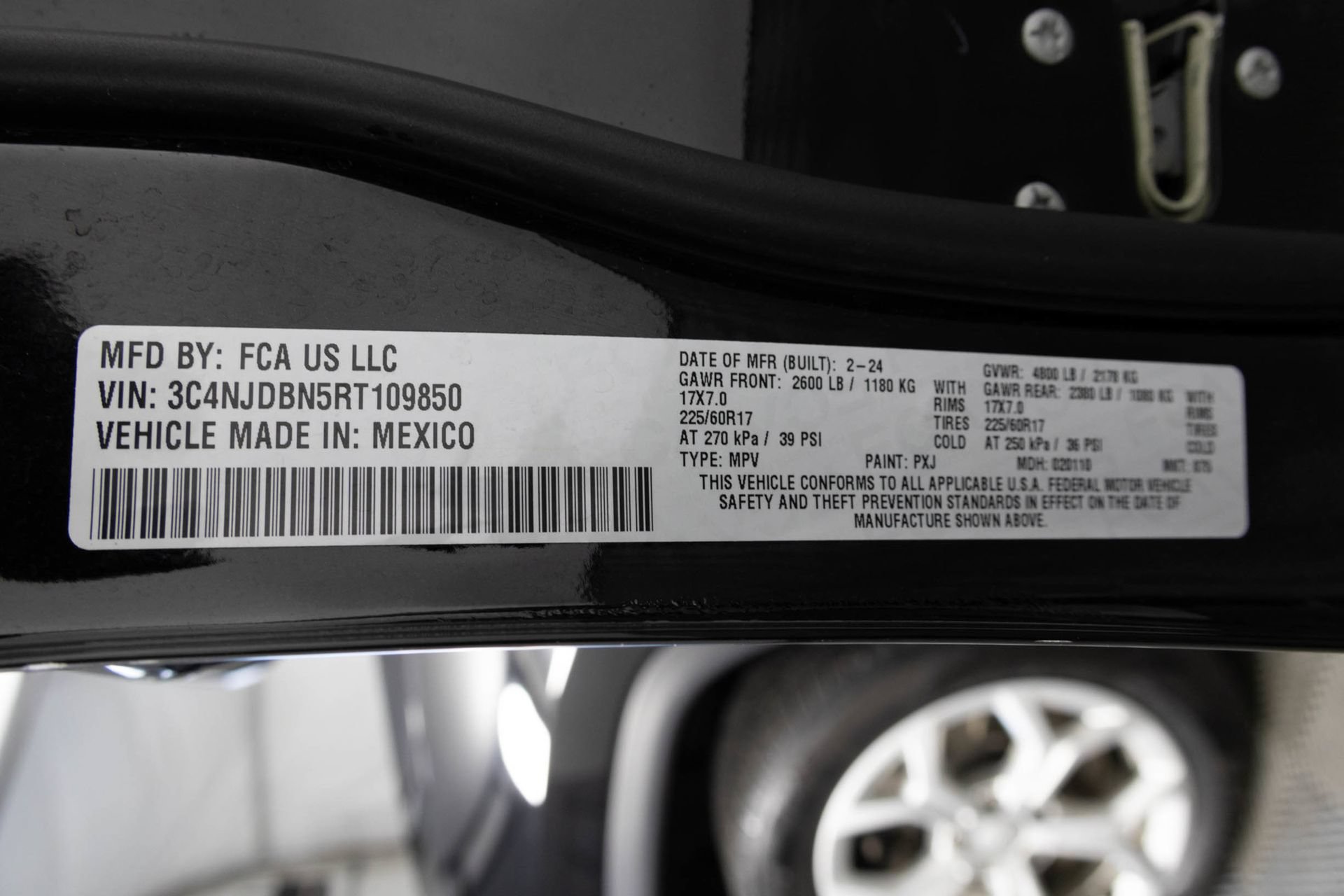 Used 2024 Jeep Compass Latitude AWD/4WD image 46
