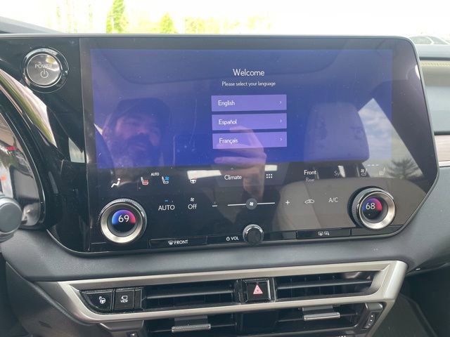 Used 2024 Lexus RX 350 w/ Convenience Package image 9