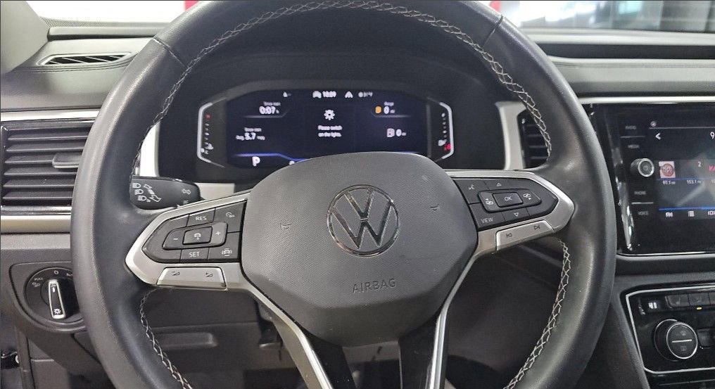 Used 2022 Volkswagen Atlas SE w/ Panoramic Sunroof Package image 13