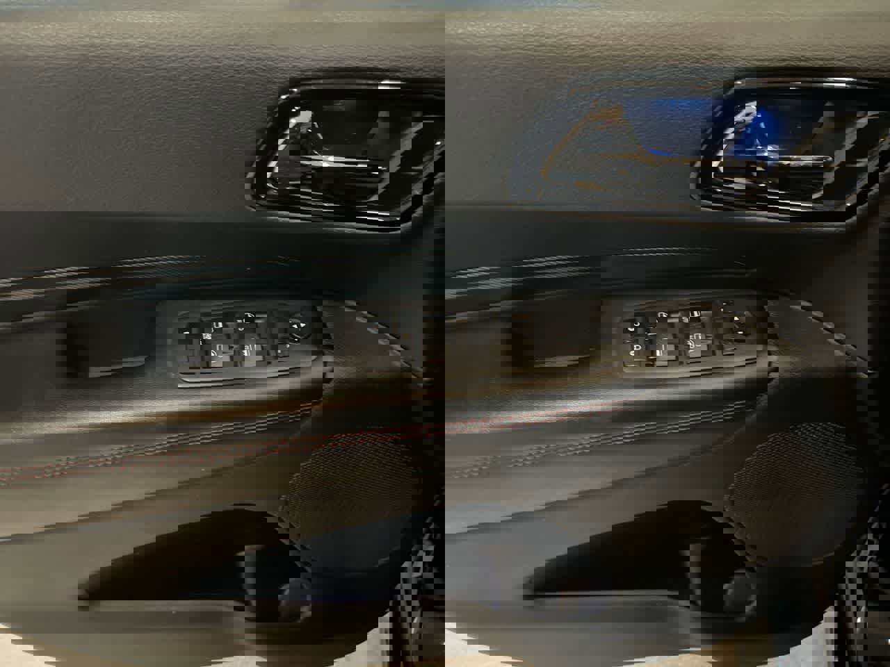 Used 2023 Dodge Durango GT image 13