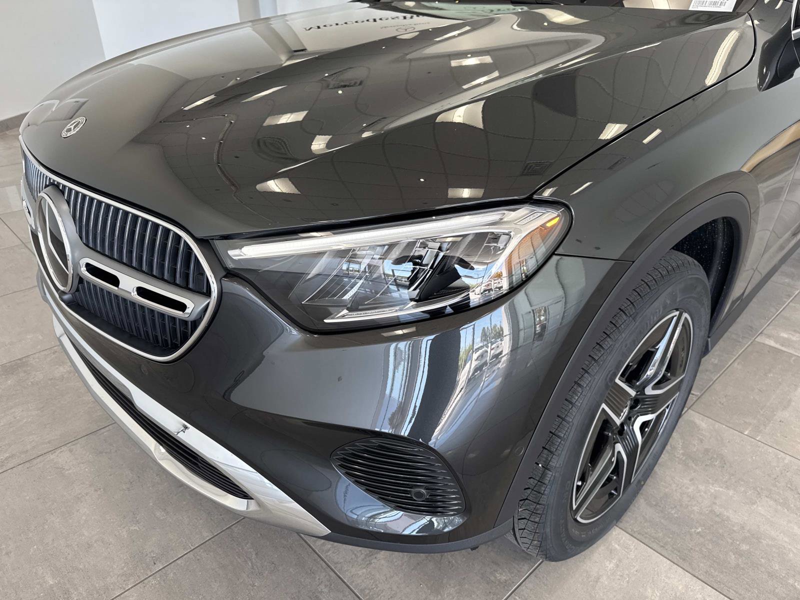 New 2026 Mercedes-Benz GLC 300 image 9