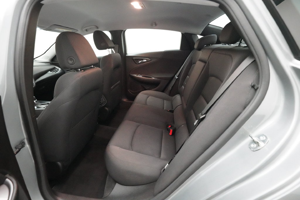 Used 2023 Chevrolet Malibu LT FWD image 15