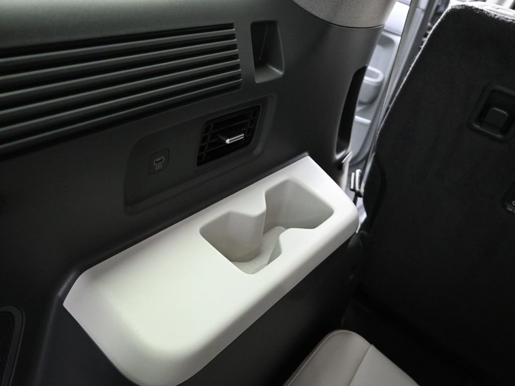 Used 2025 Hyundai Santa Fe Limited image 14