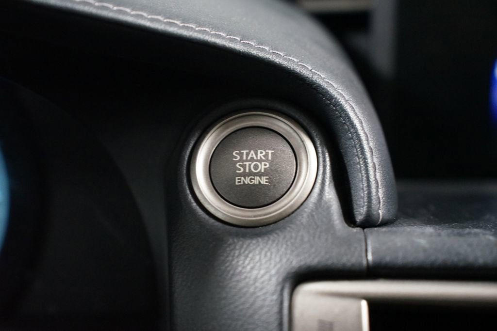 Used 2015 Lexus IS 250 w/ F-Sport Package RWD image 18