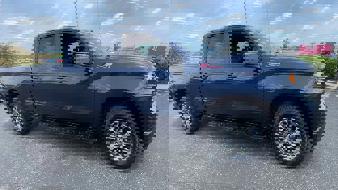 Used 2021 Chevrolet Silverado 1500 RST image 7