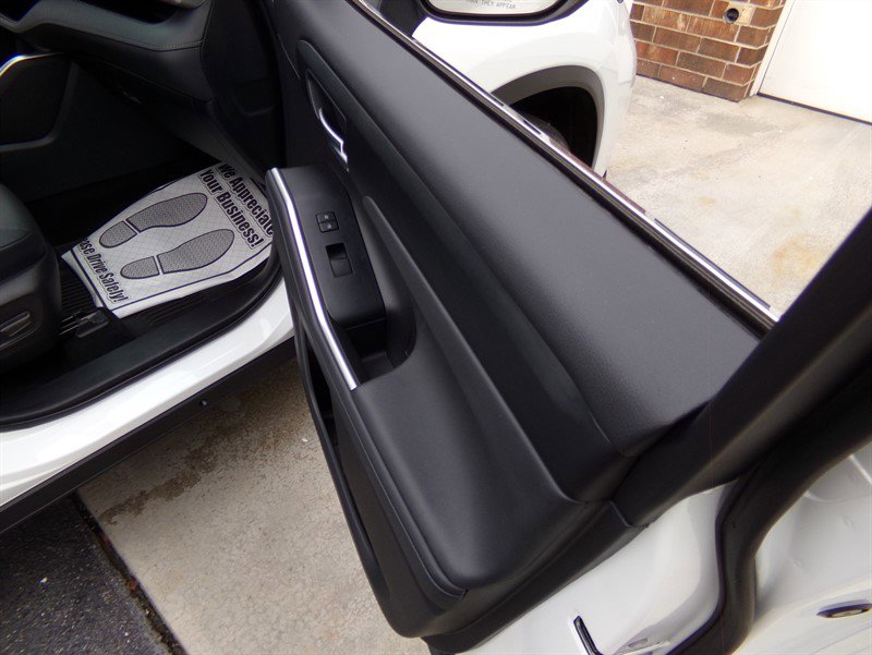 Used 2022 Toyota Highlander XLE image 70