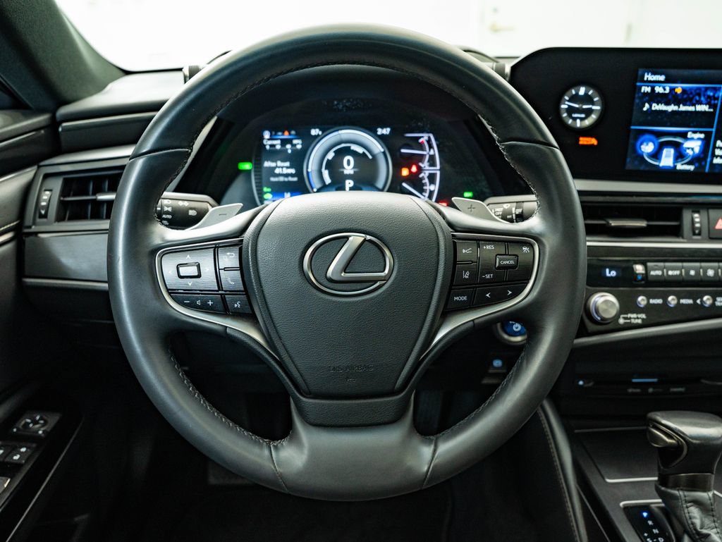 Used 2022 Lexus ES 300h w/ Accessory Package 2 FWD image 38