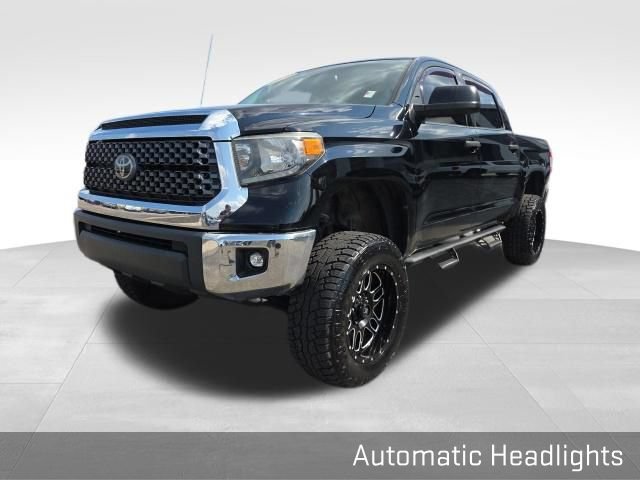 Used 2019 Toyota Tundra SR5 w/ Convenience Package AWD/4WD image 9