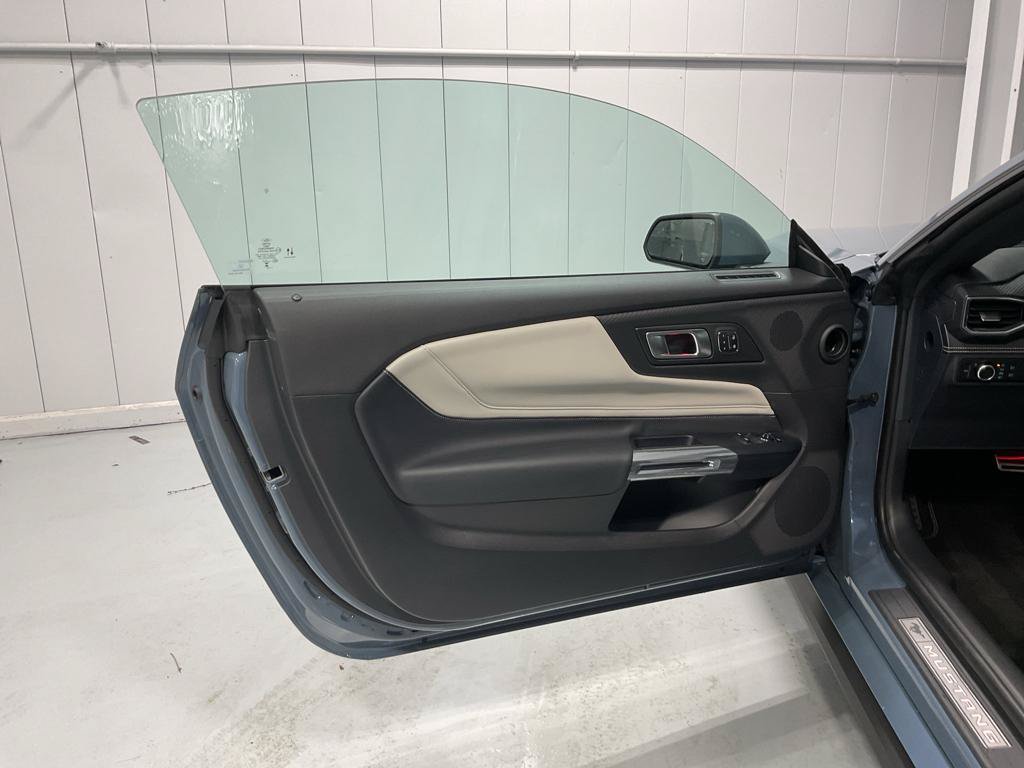 Used 2024 Ford Mustang Premium RWD image 9