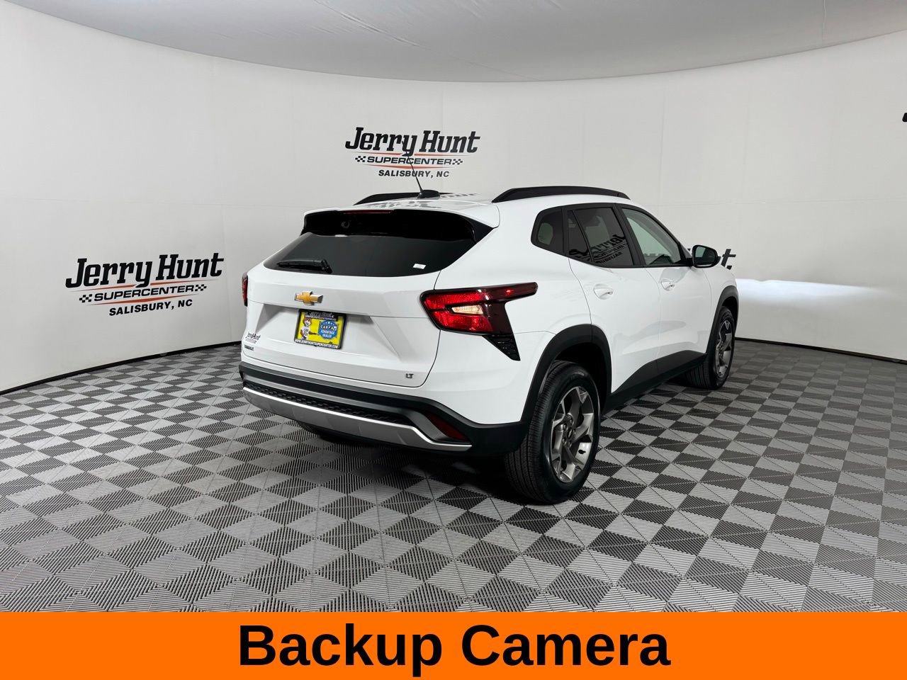 Used 2025 Chevrolet Trax LT w/ LT Convenience Package FWD image 7